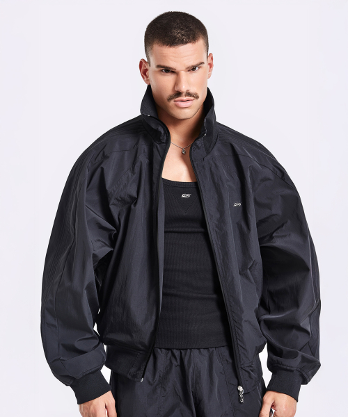 Louver Track Jumper - Matt Black