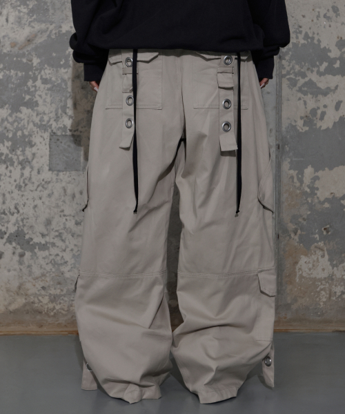 DETACHABLE CARGO STRAP PANTS (BEIGE) F25ZD978