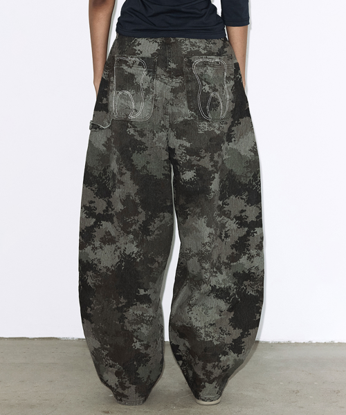 TOOTH JAM WIDE DENIM PANTS (CAMO) F26QD150