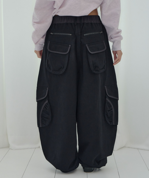 CARGO WORK BALLOON PANTS (BLACK) F26QD153