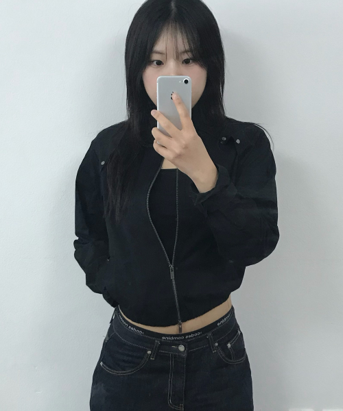 [리뉴얼] 하이넥 스탠다드 스트랩 비조 포인트 블루종 집업 자켓 [블랙]