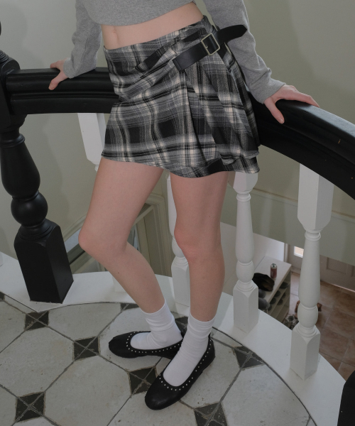 C CHECK BELTED MINI SKIRT_BLACK