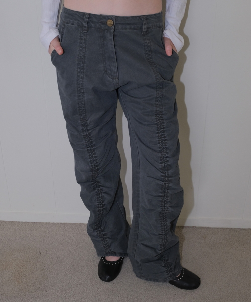 C SHIRRING DETAIL PANTS_CHARCOAL