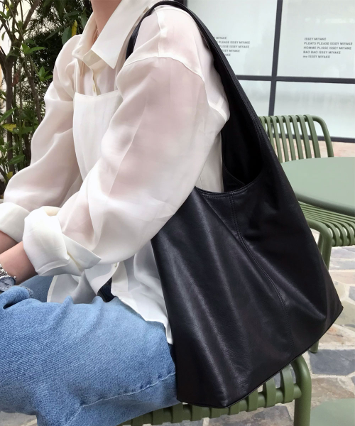 Day Hobo bag (Black)