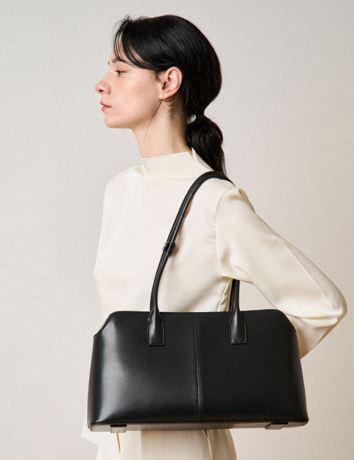 Adele Shoulder bag 아델 소가죽 숄더백 (Black)