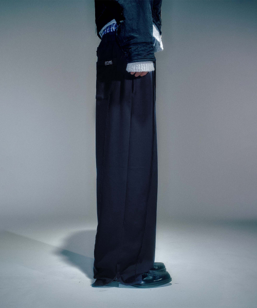 MEN JOAN SEAMLINE TRACK JOGGERS BLACK