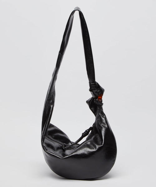 Fling messenger bag(Glossy crack black)_OVBAX26018GCB