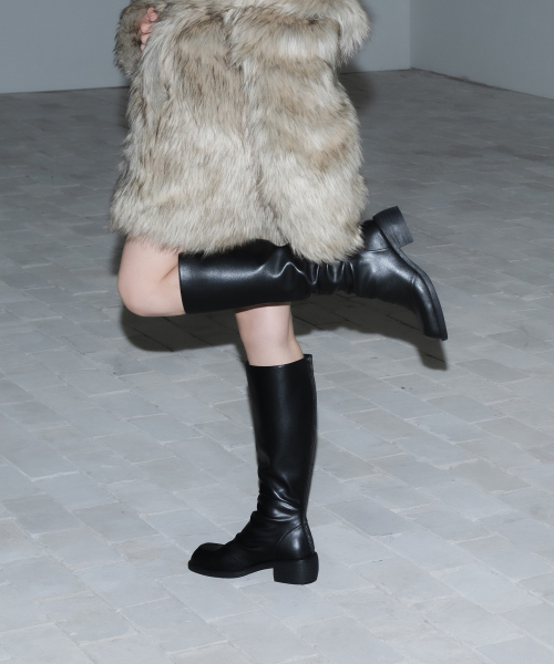 009 square folding boots