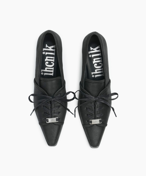 011 iconic lace heels