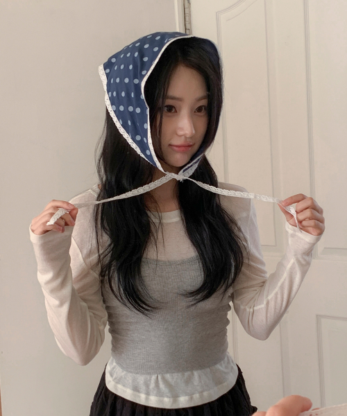 WIDE DOTE LACE BONNET-navy