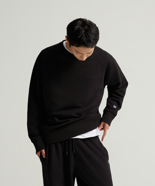 스몰 로고 루즈핏 스웨트셔츠 Black