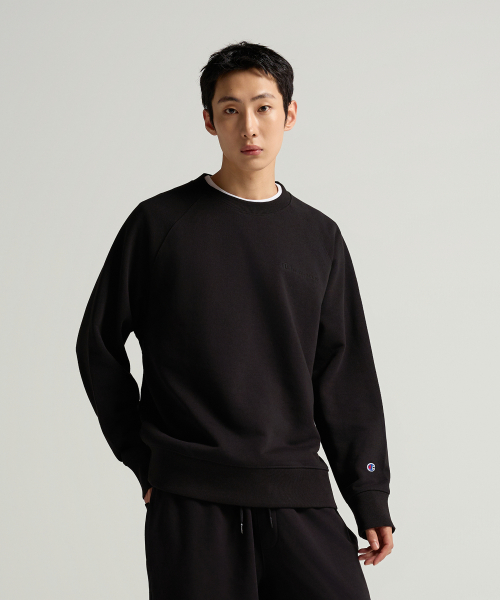 스몰 로고 루즈핏 스웨트셔츠 Black
