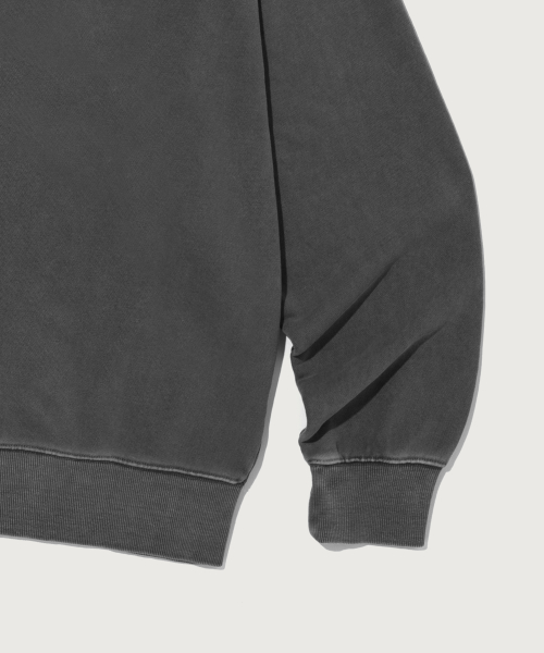 C로고 피그먼트 오버핏 스웨트셔츠 Charcoal