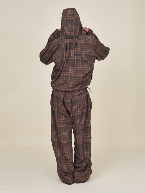 CHECKMATE WINDBREAKER (BROWN)