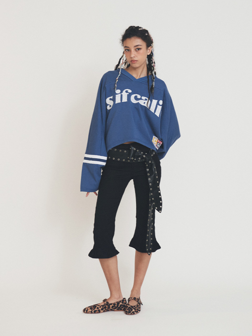 FRILL CAPRI PANTS BLACK
