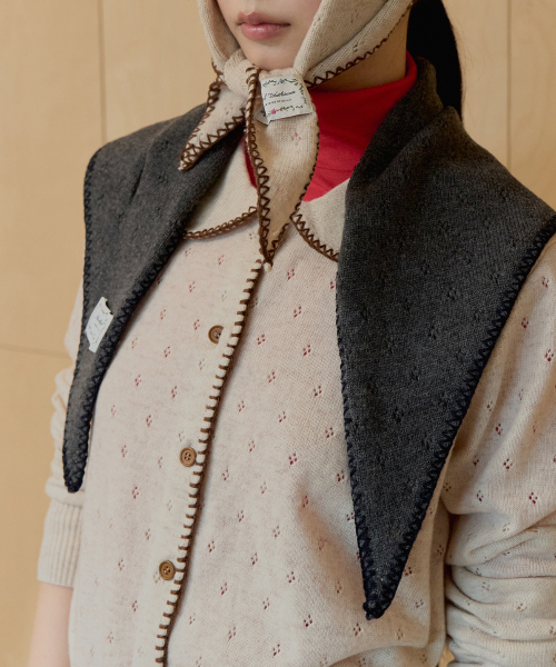 LACE KNIT TRIANGLE SCARF - 3 colors