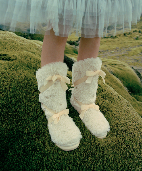 [X SUSAN FANG] FURRY MIDDLE BOOTS - 2 colors