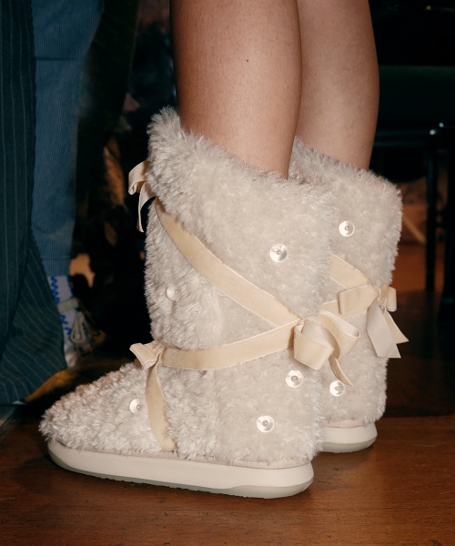 [X SUSAN FANG] FURRY MIDDLE BOOTS - 2 colors