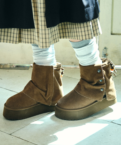 STUD MAXI FOLDED BOOTS SHORT - 2 colors