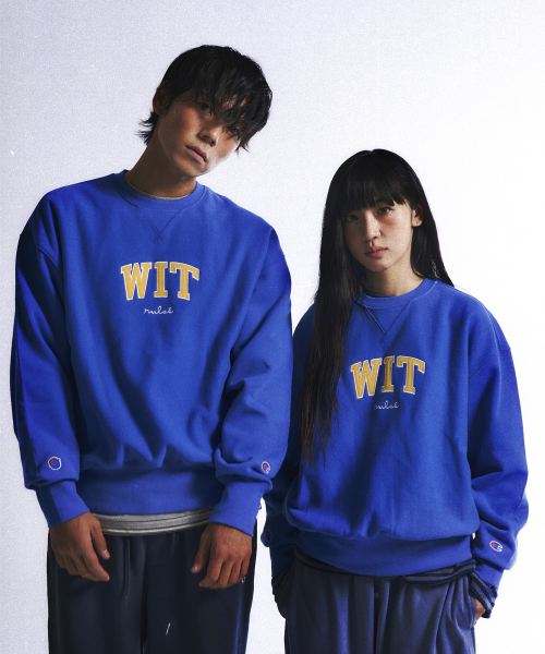 챔피온 X 빠더너스 리버스위브 WIT 로고 스웨트셔츠 Blue