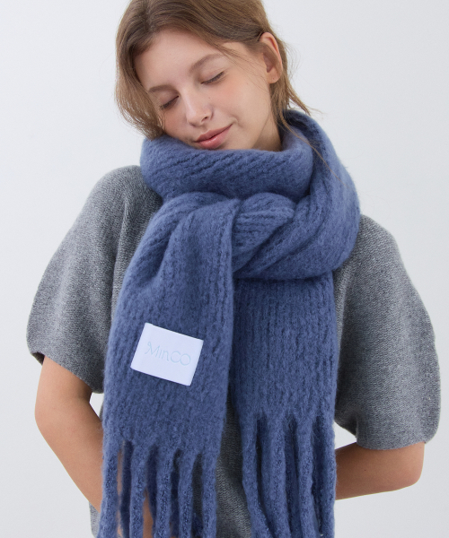 palette knit muffler (flow blue)