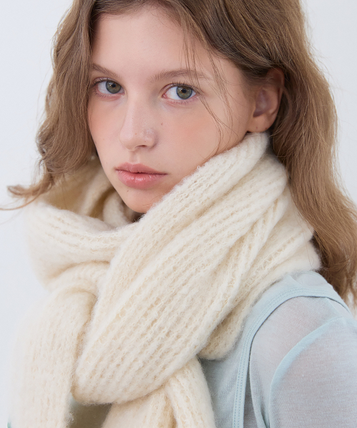 palette knit muffler (butter)