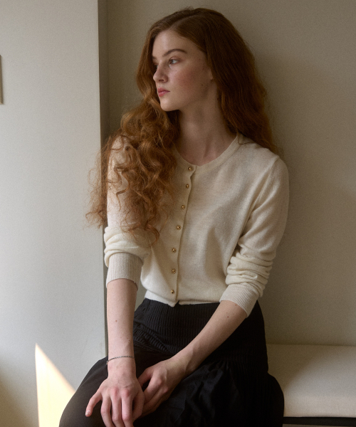 gold button cash cardigan ivory