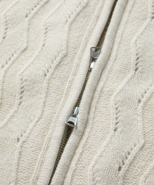 WAVY ZIP CARDIGAN (IVORY)