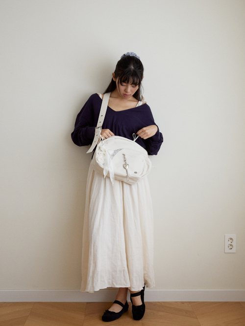Romantique sneaker crossbody bag_ivory