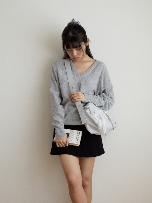Romantique sneaker crossbody bag_grey