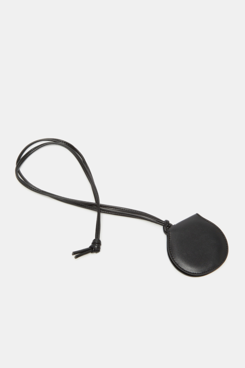 Billo Mirror Brush Charm_RCAEX25647BKX