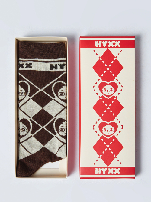NYGD ARGYLE SOCKS BROWN