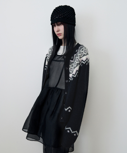 COWICHAN JACQUARD KNIT CARDIGAN BLACK