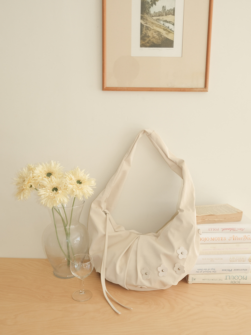 Bohemian floral hobo bag_cream
