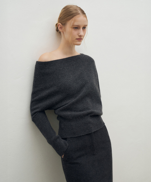 Baby Alpaca One-Off Shoulder Knit Top[LMBEWIKN301]-2color