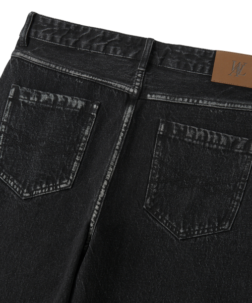 Grain Curved Seam Washed Denim Pants - BLACK