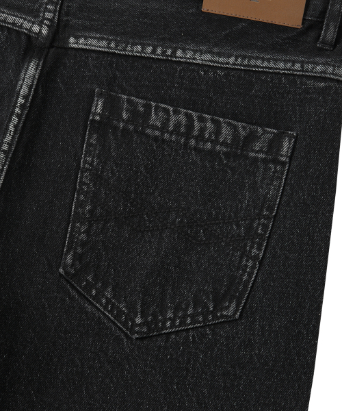 Grain Curved Seam Washed Denim Pants - BLACK