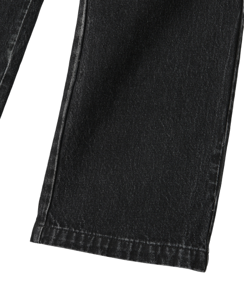 Grain Curved Seam Washed Denim Pants - BLACK