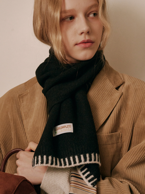 Piano Knit Muffler (Black)
