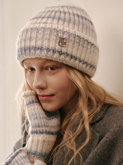 Journey Of Sky Beanie (Clear Day)