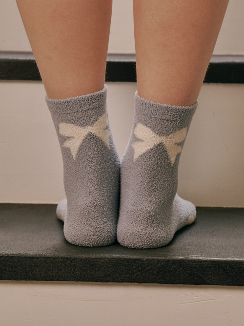 ALCP Ribbon Fluffy Socks (6 Colors)