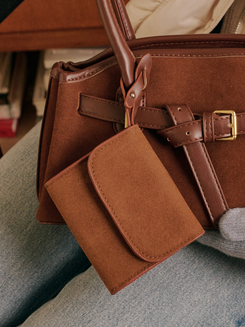 Lunar Suede Card Wallet (Brown)