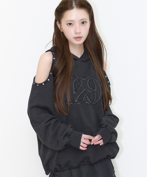 129 컷아웃 오버핏 후드티 블랙