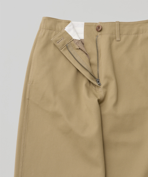 w. Officer Chino Pants (Khaki)