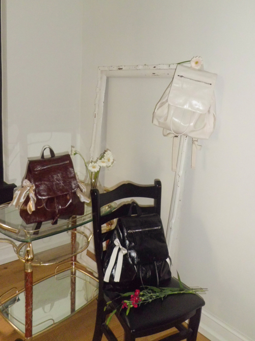 Classic bow backpack_3 colors