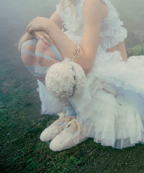 [X SUSAN FANG] FURRY BUBBLE BOW BAG - WHITE
