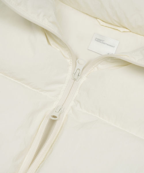 TCM starfish logo puffer jacket (ivory)