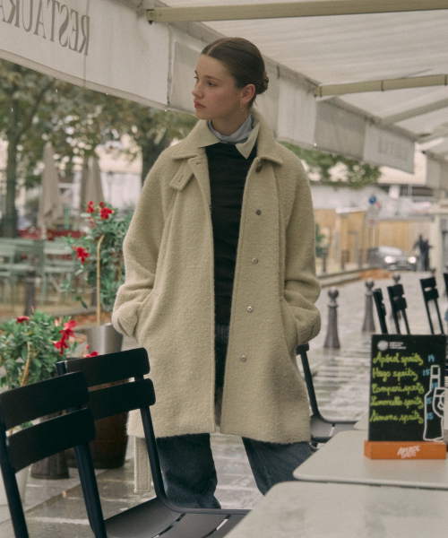 Boucle Neige Half Coat Butter
