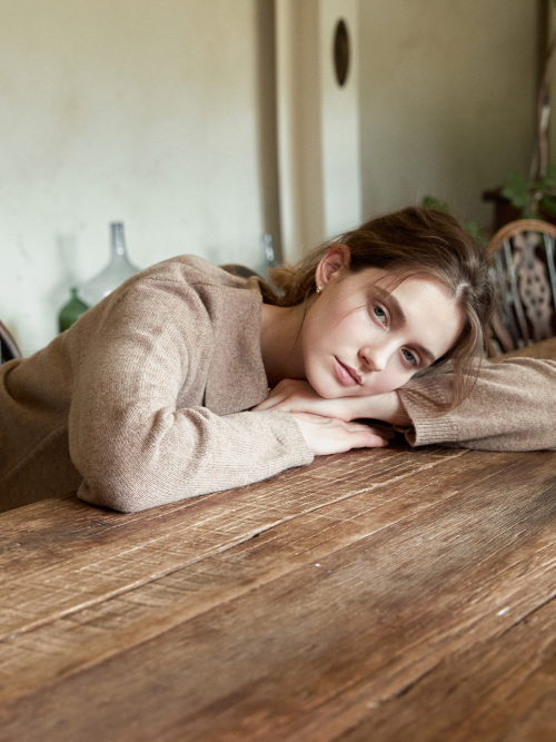 SERIN v-neck collar wool knit_MOCHA