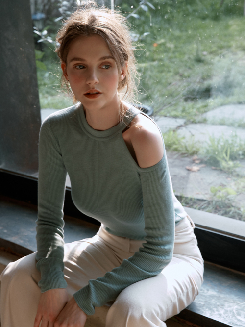 THEA cutout knit top_MINT